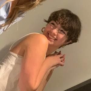 Meet your Posher, Leigh